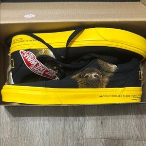 Brand New!! Vans Black and Yellow National Geographic Animal Graphic Sneakers